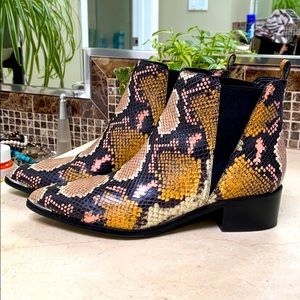 marc fisher ‘snakeskin’ booties